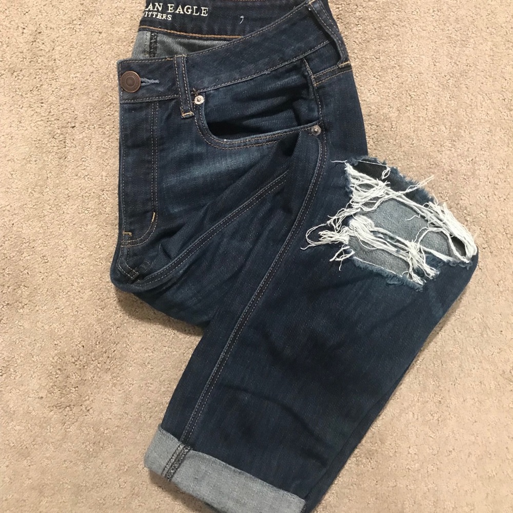 American Eagle Crop Boyfriend Jeans Size 6